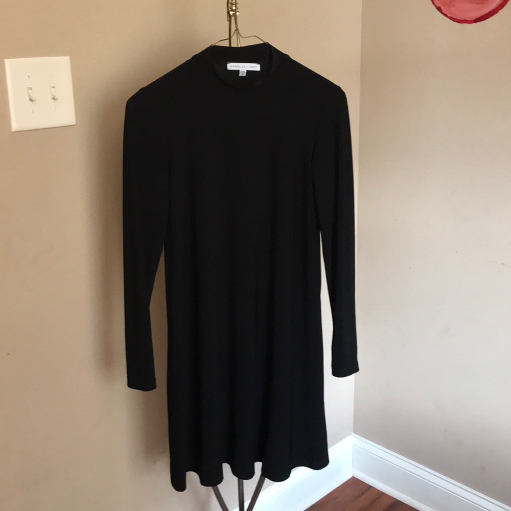 Black long sleeved jersey dress